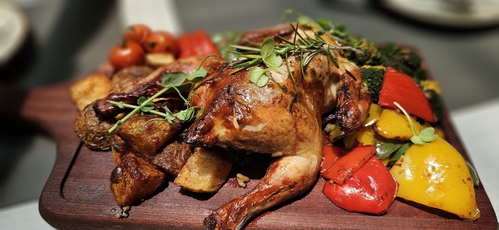 The YardHouse Restaurant & Cafe